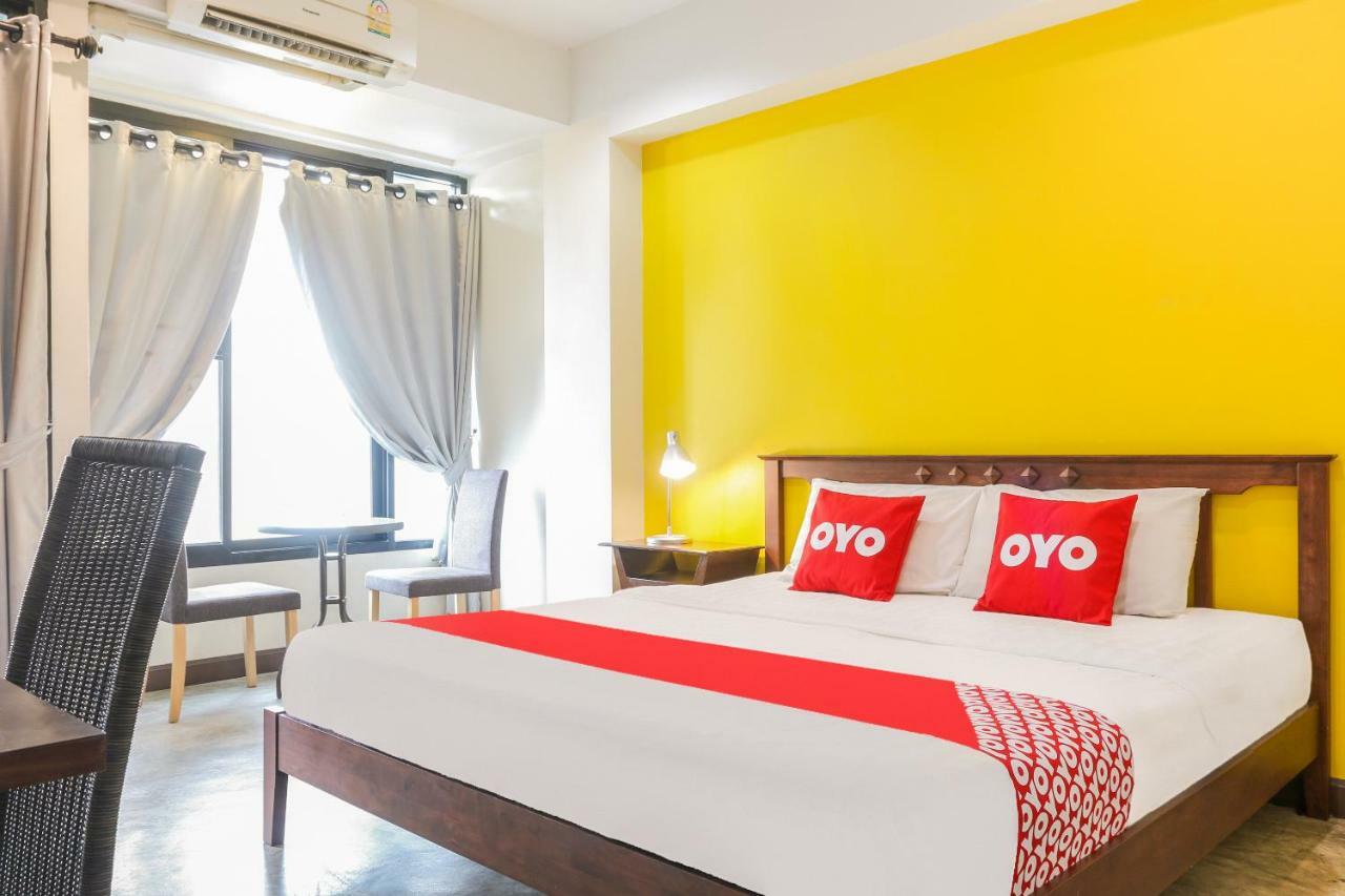 Готель Oyo 233 Sunshine House Чіангмай Екстер'єр фото